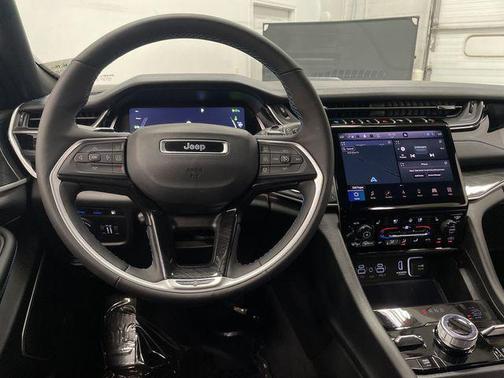 2024 Jeep Grand Cherokee 4xe Trailhawk