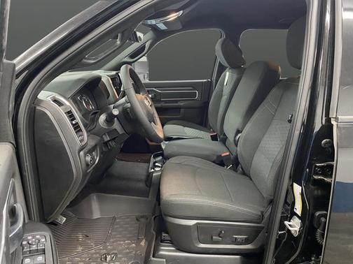 2026 RAM 2500 Big Horn Crew Cab 4x4 6'4' Box