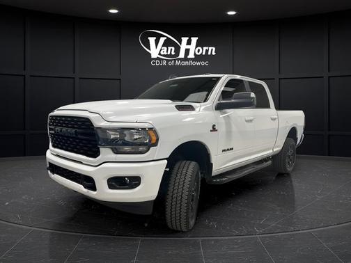 Bright White Clearcoat 2022 RAM 2500 Big Horn Crew Cab 4x4 6'4' Box