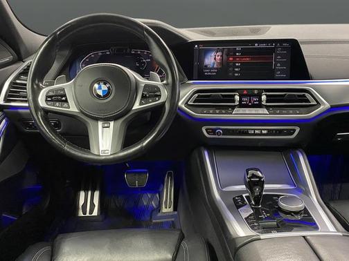 2022 BMW X6 xDrive40i