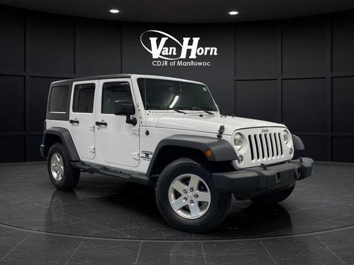 Bright White Clearcoat 2014 Jeep Wrangler Unlimited Sport