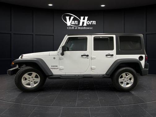 Bright White Clearcoat 2014 Jeep Wrangler Unlimited Sport