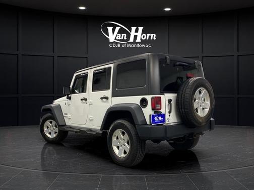 Bright White Clearcoat 2014 Jeep Wrangler Unlimited Sport