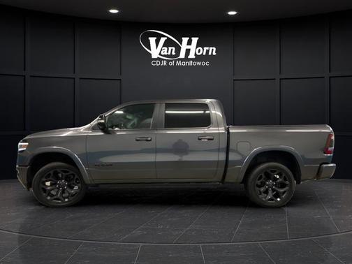 Granite Crystal Metallic Clearcoat 2022 RAM 1500 Limited