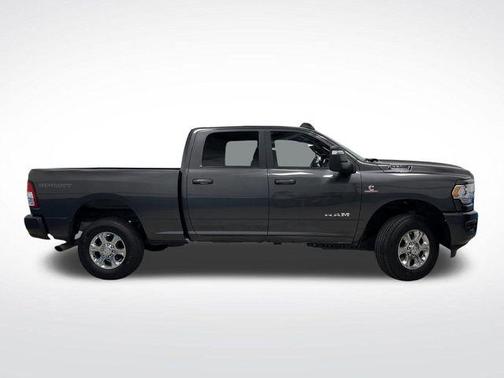 2023 RAM 2500 Big Horn Crew Cab 4x4 6'4' Box