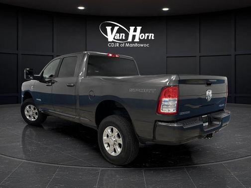 2023 RAM 2500 Big Horn Crew Cab 4x4 6'4' Box