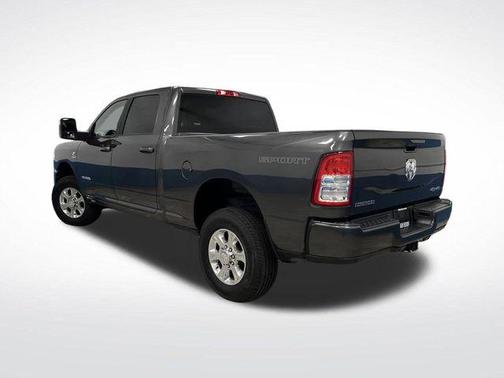 2023 RAM 2500 Big Horn Crew Cab 4x4 6'4' Box