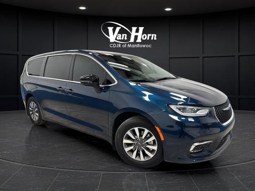 Fathom Blue Pearlcoat 2025 Chrysler Pacifica Hybrid Select