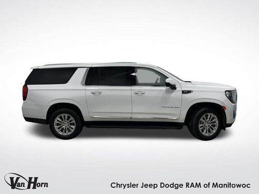 2023 GMC Yukon XL SLT