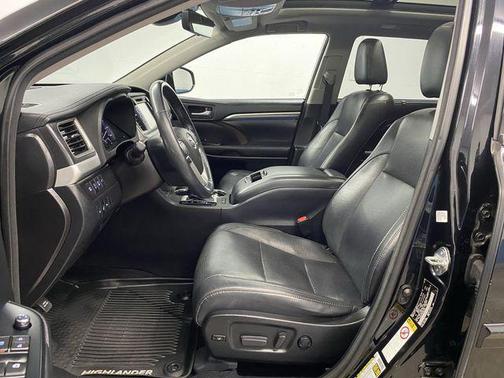 2018 Toyota Highlander Limited Platinum