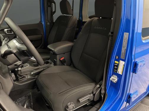 2023 Jeep Wrangler 4-Door Sahara 4x4