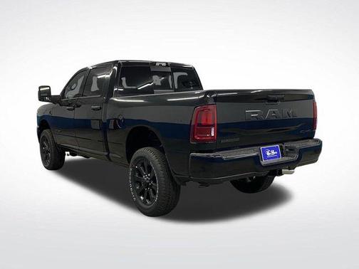 2025 RAM 2500 Big Horn Crew Cab 4x4 6'4' Box