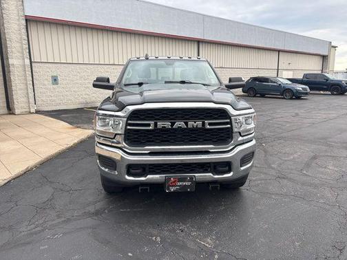 2019 RAM 2500 Tradesman Crew Cab 4x4 6'4' Box