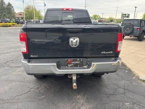 2019 RAM 2500 Tradesman Crew Cab 4x4 6'4' Box