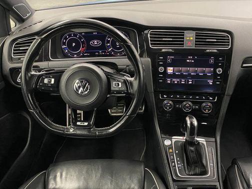 2018 Volkswagen Golf R 2.0T DSG