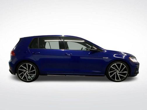 2018 Volkswagen Golf R 2.0T DSG