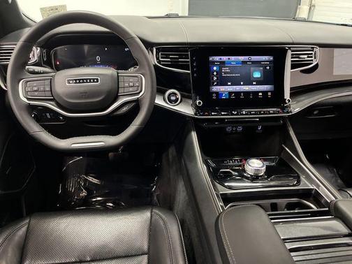 2023 Jeep Wagoneer L Series I 4x4