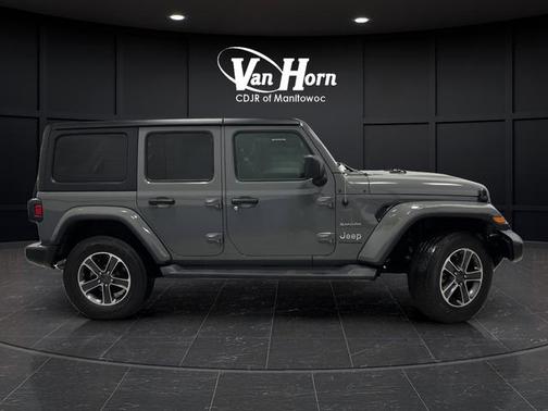 2023 Jeep Wrangler 4-Door Sahara 4x4