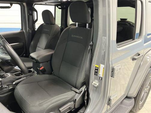 2023 Jeep Wrangler 4-Door Sahara 4x4