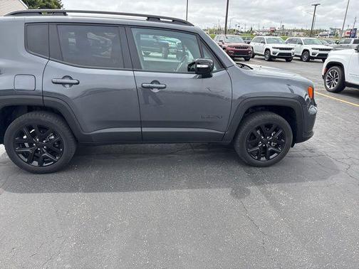 2022 Jeep Renegade Altitude