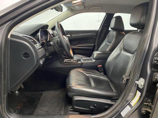 2018 Chrysler 300 Touring