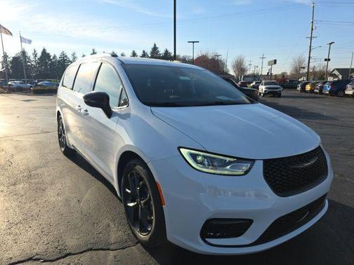 2026 Chrysler Pacifica Limited