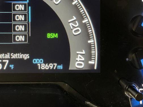 2021 Toyota RAV4 Hybrid SE