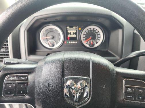 2018 RAM 2500 Tradesman Regular Cab 4x4 8' Box