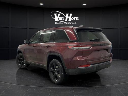 Velvet Red Pearlcoat 2026 Jeep Grand Cherokee Limited