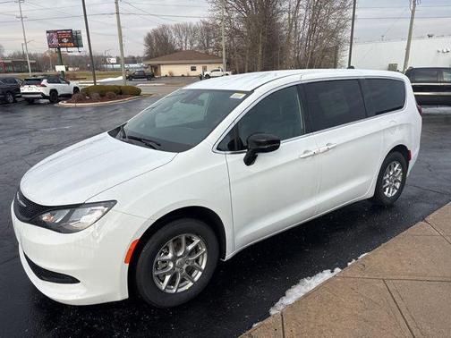 2026 Chrysler Voyager LX