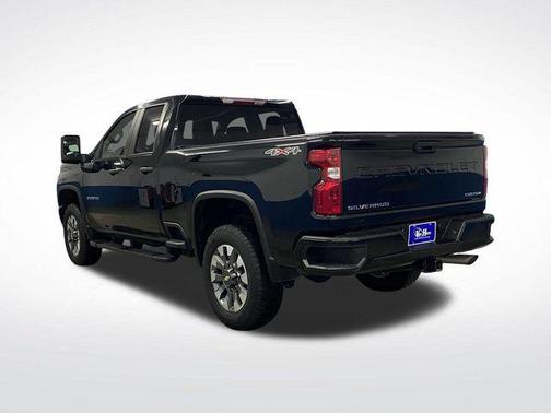 2023 Chevrolet Silverado 2500 Custom