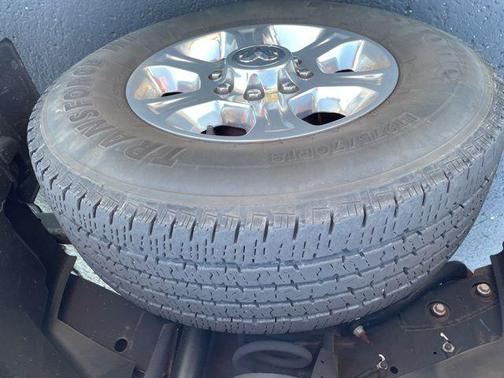 2022 RAM 2500 Big Horn Crew Cab 4x4 6'4' Box