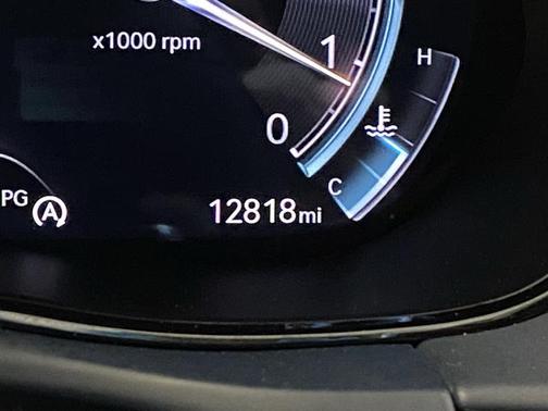 2024 Genesis GV70 2.5T AWD