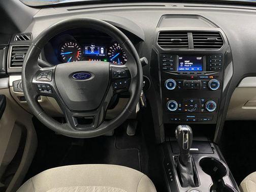 2019 Ford Explorer Base