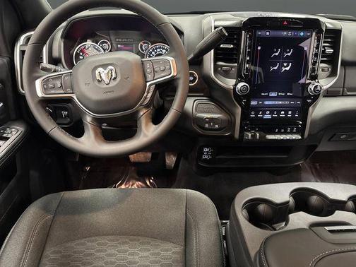 2025 RAM 2500 Big Horn Crew Cab 4x4 6'4' Box