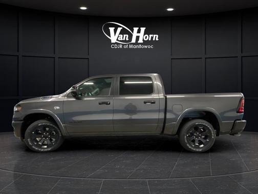 Granite Crystal Metallic Clearcoat 2026 RAM 1500 Big Horn/Lone Star