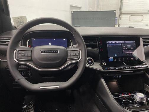 2023 Jeep Wagoneer Series III 4x4