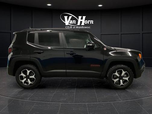 2022 Jeep Renegade Trailhawk