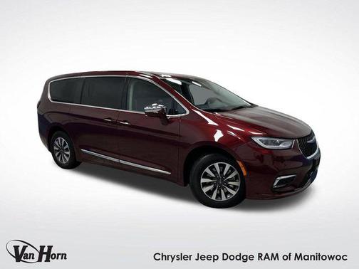 2022 Chrysler Pacifica Hybrid Limited