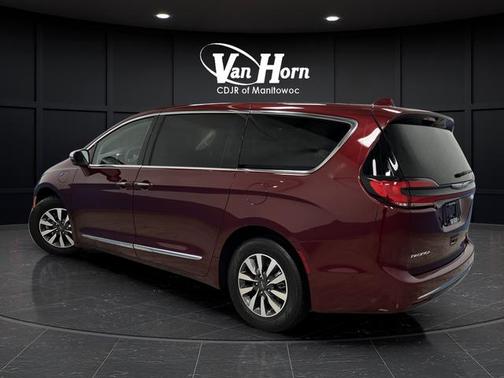 2022 Chrysler Pacifica Hybrid Limited