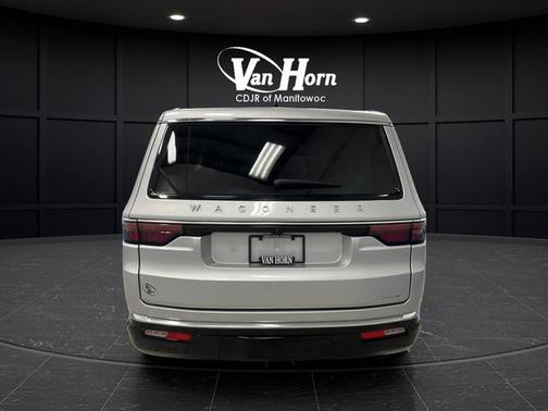 Silver Zynith 2024 Jeep Wagoneer Series II 4x4