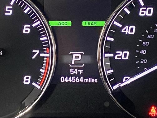 2016 Acura RLX Advance Package