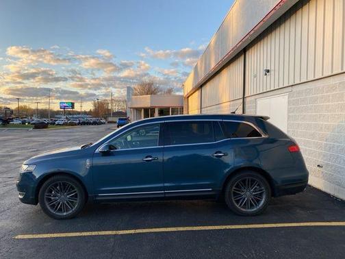2016 Lincoln MKT EcoBoost