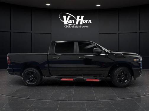 2025 RAM 1500 Warlock Crew Cab 4x4 5'7' Box