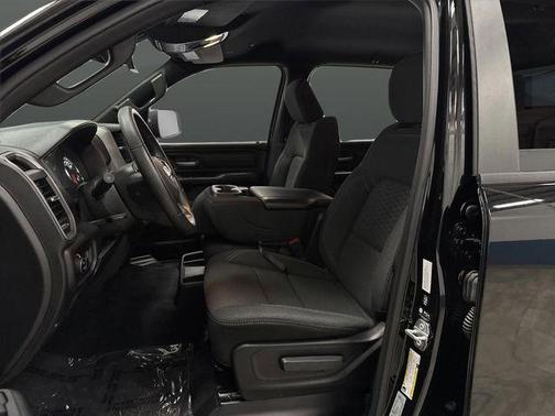 2025 RAM 1500 Warlock Crew Cab 4x4 5'7' Box