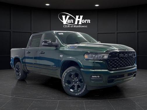 Serrano Green Metallic 2026 RAM 1500 Big Horn/Lone Star