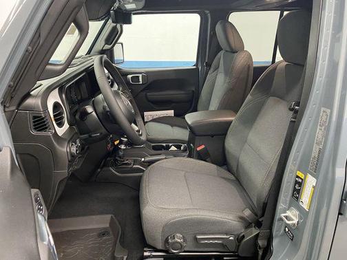 2026 Jeep Gladiator Willys