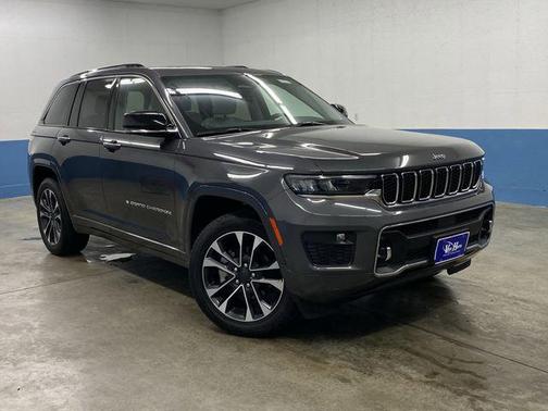 2022 Jeep Grand Cherokee Overland