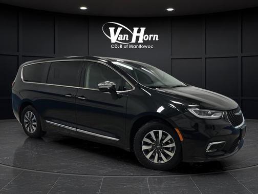 2023 Chrysler Pacifica Hybrid Limited