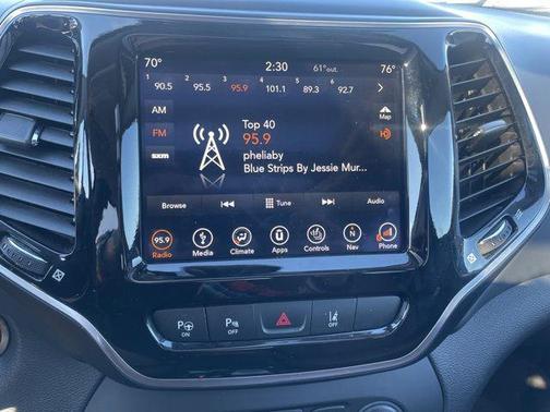 2019 Jeep Cherokee Overland